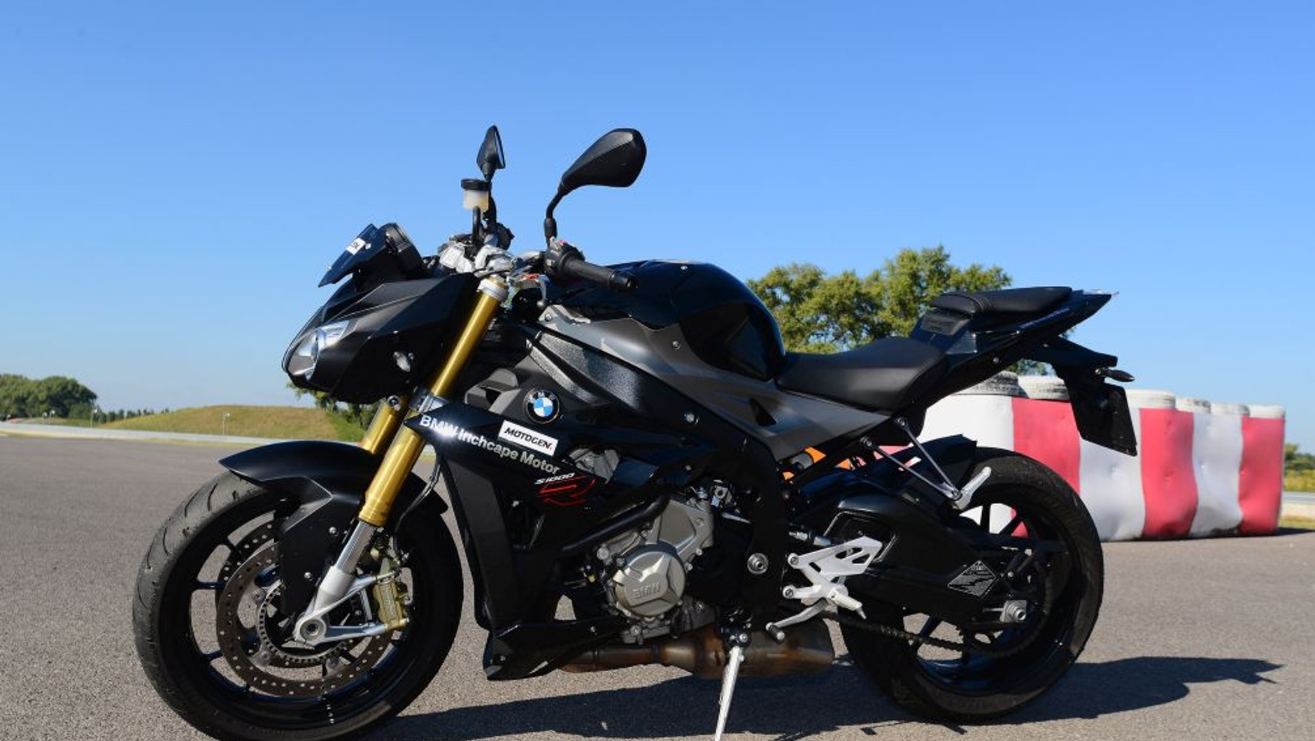 BMW S1000R