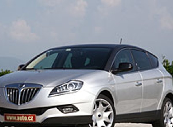 Pierwsze wrażenia: Lancia Delta – legenda w nowym runie