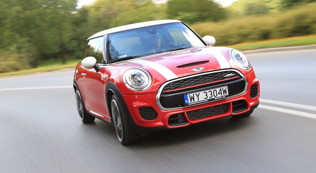 Mini John Cooper Works aut.- Tak, ale z manualem