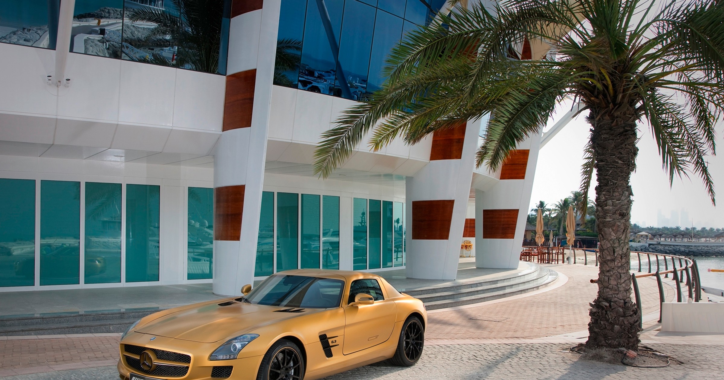 Mercedes SLS AMG