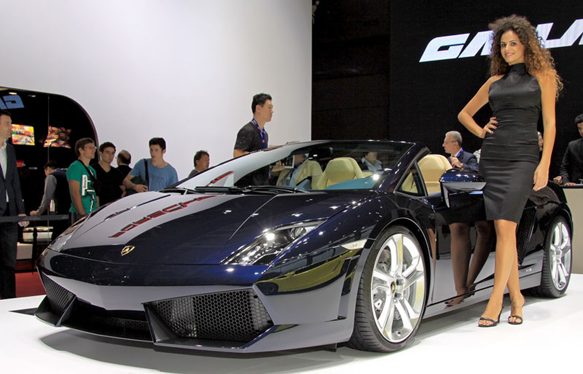 Paryż 2012 i najpiękniejsze dziewczyny