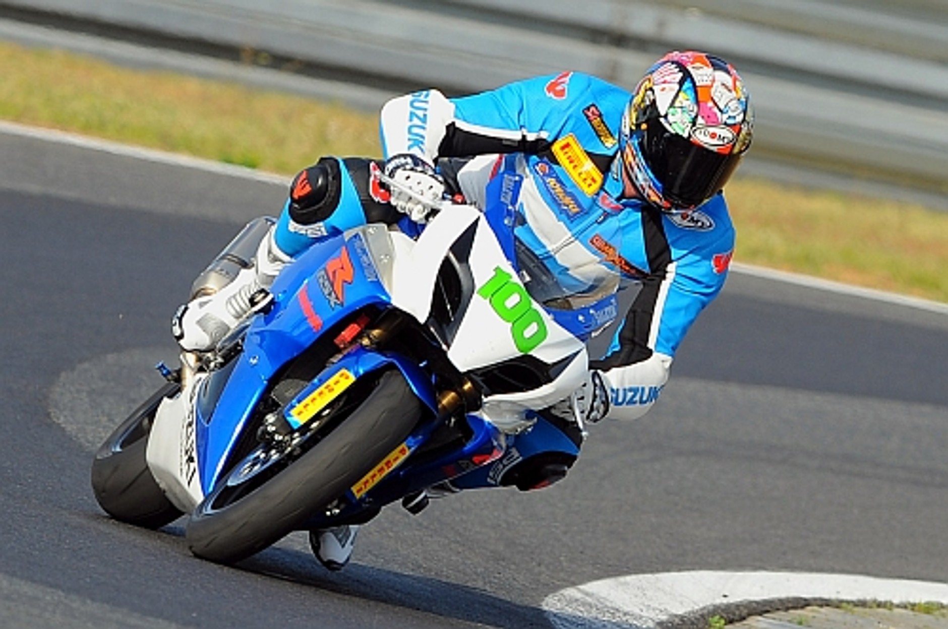 Saleta zdebiutował w wyścigach motocyklowych