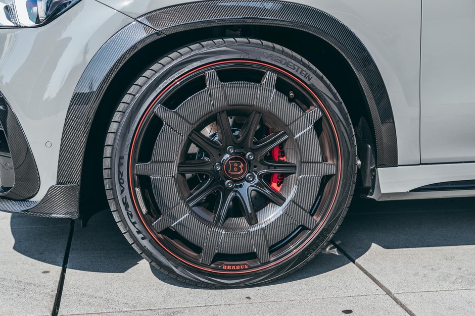 BRABUS 900 ROCKET EDITION