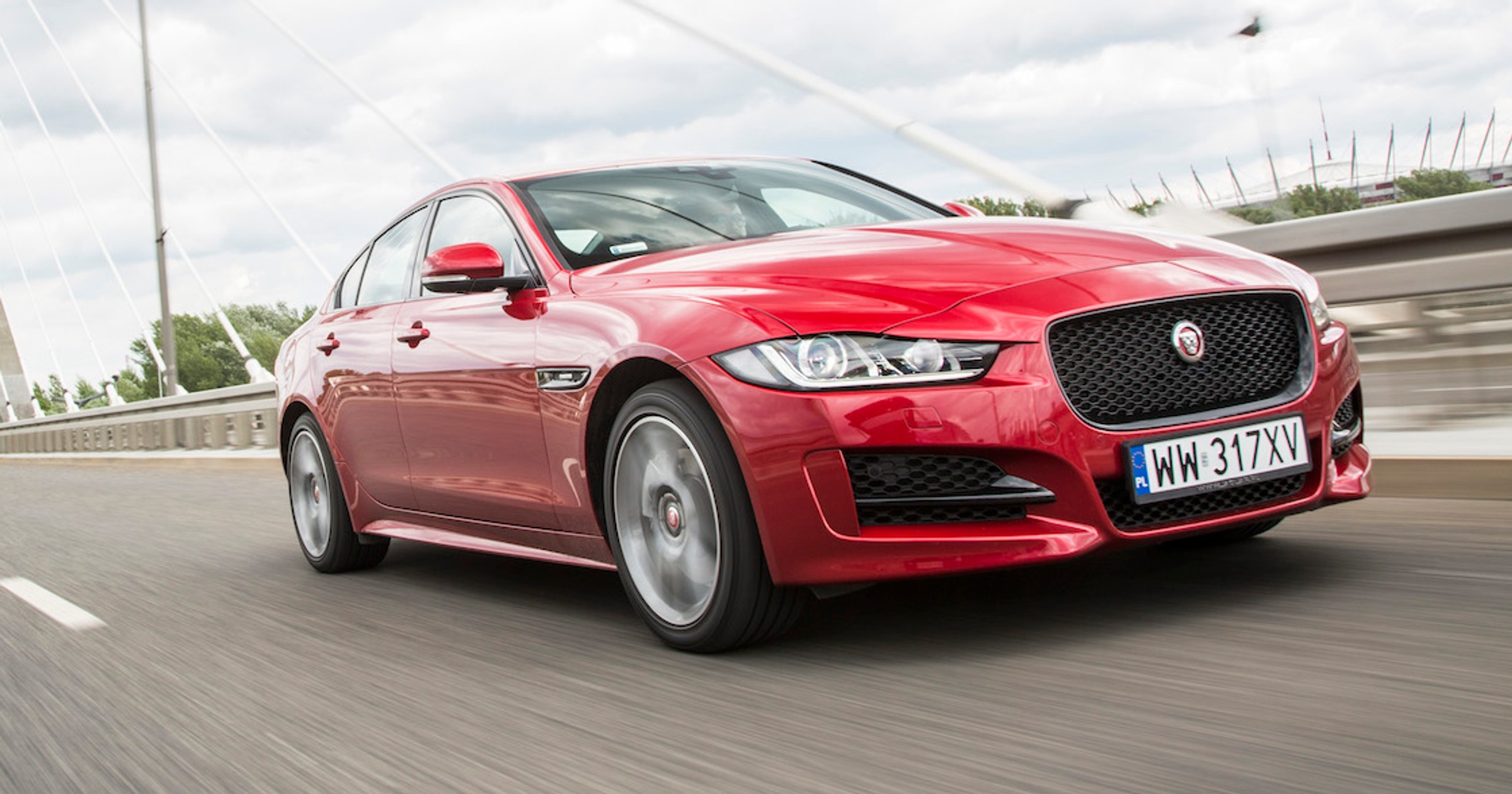 Jaguar XE 25d AWD R-Sport