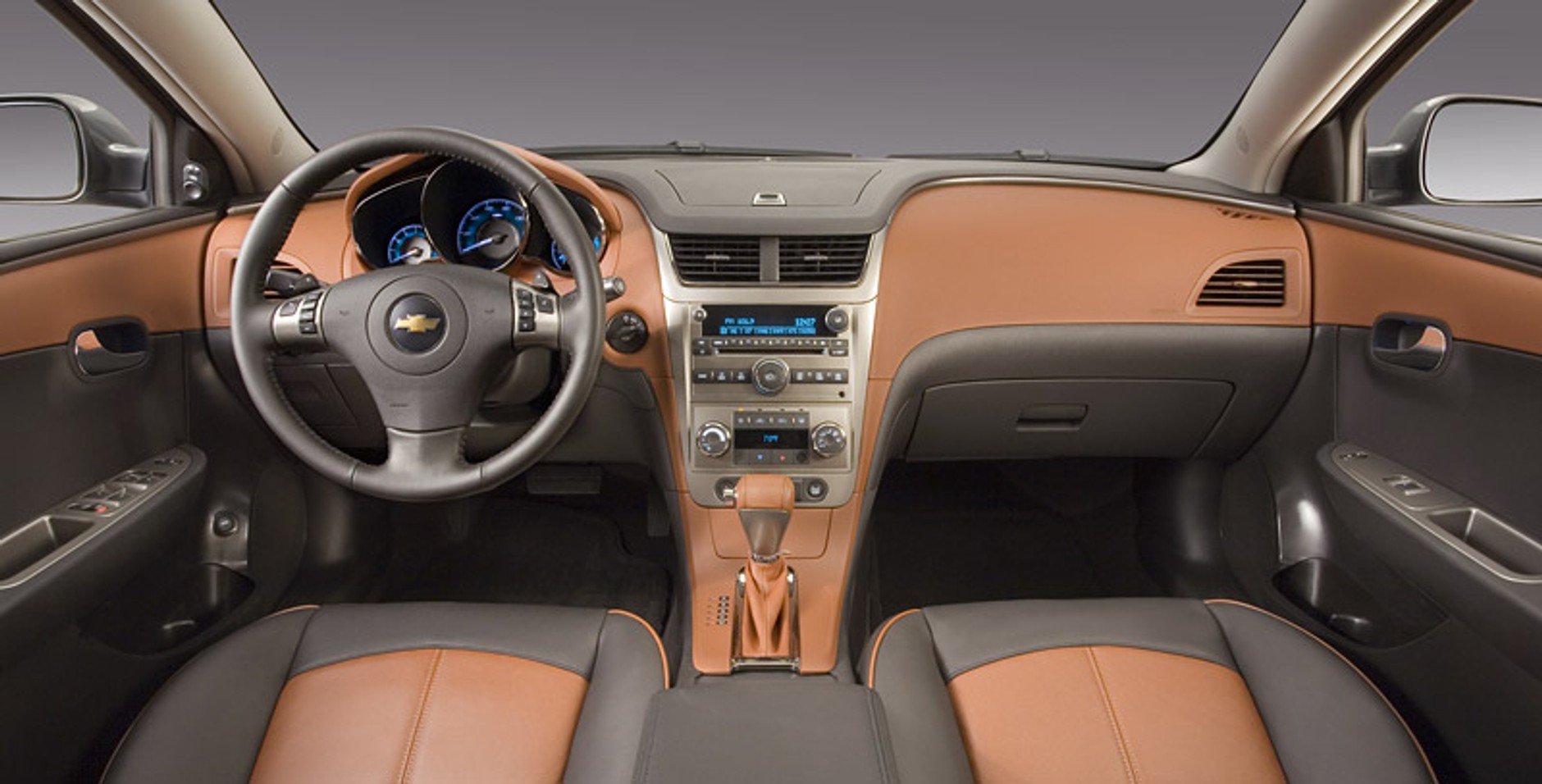 Chevrolet Malibu LTZ: po raz pierwszy z 4-cylindrowym silnikiem i 6-biegowym automatem