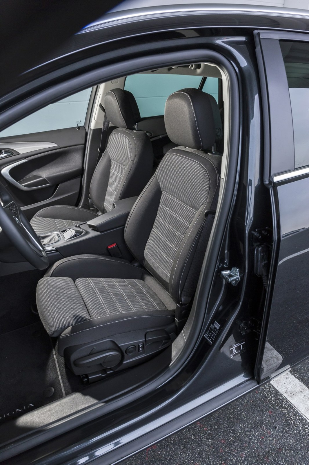 Opel Insignia Sports Tourer, przednie fotele