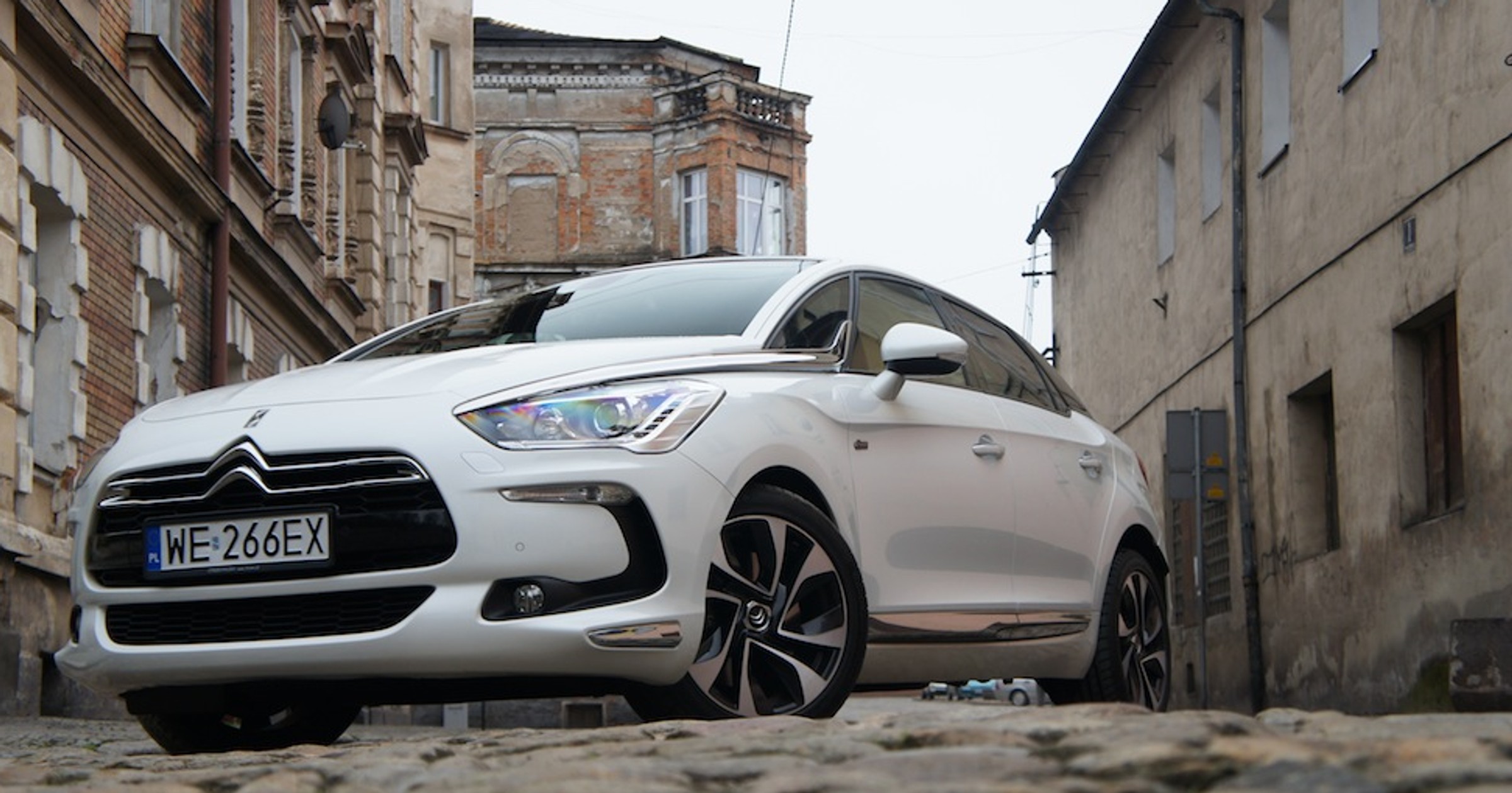 Citroen DS5 Hybrid4 w trasie: śląski Rzym zaprasza!