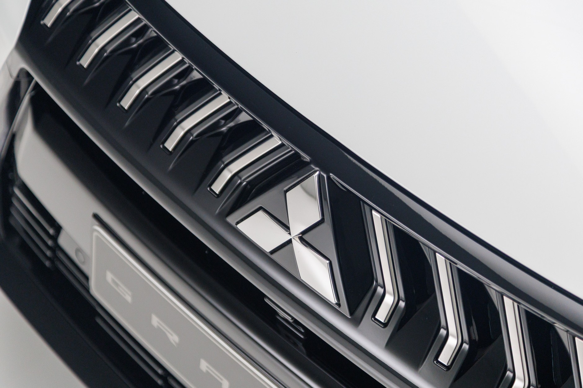 2025 Mitsubishi Grandis