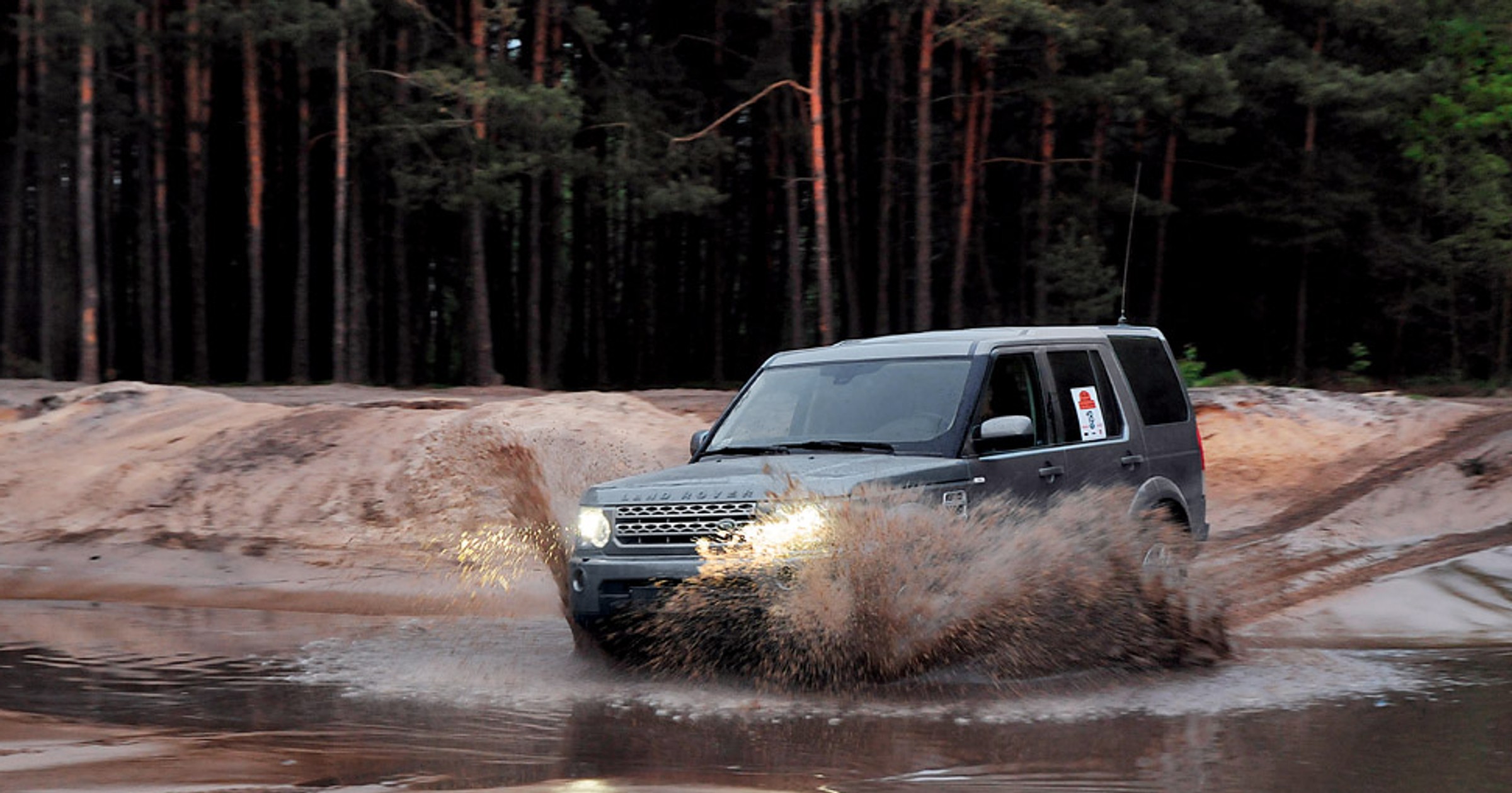 4x4 Freelander Active Trophy: militarnie i terenowo