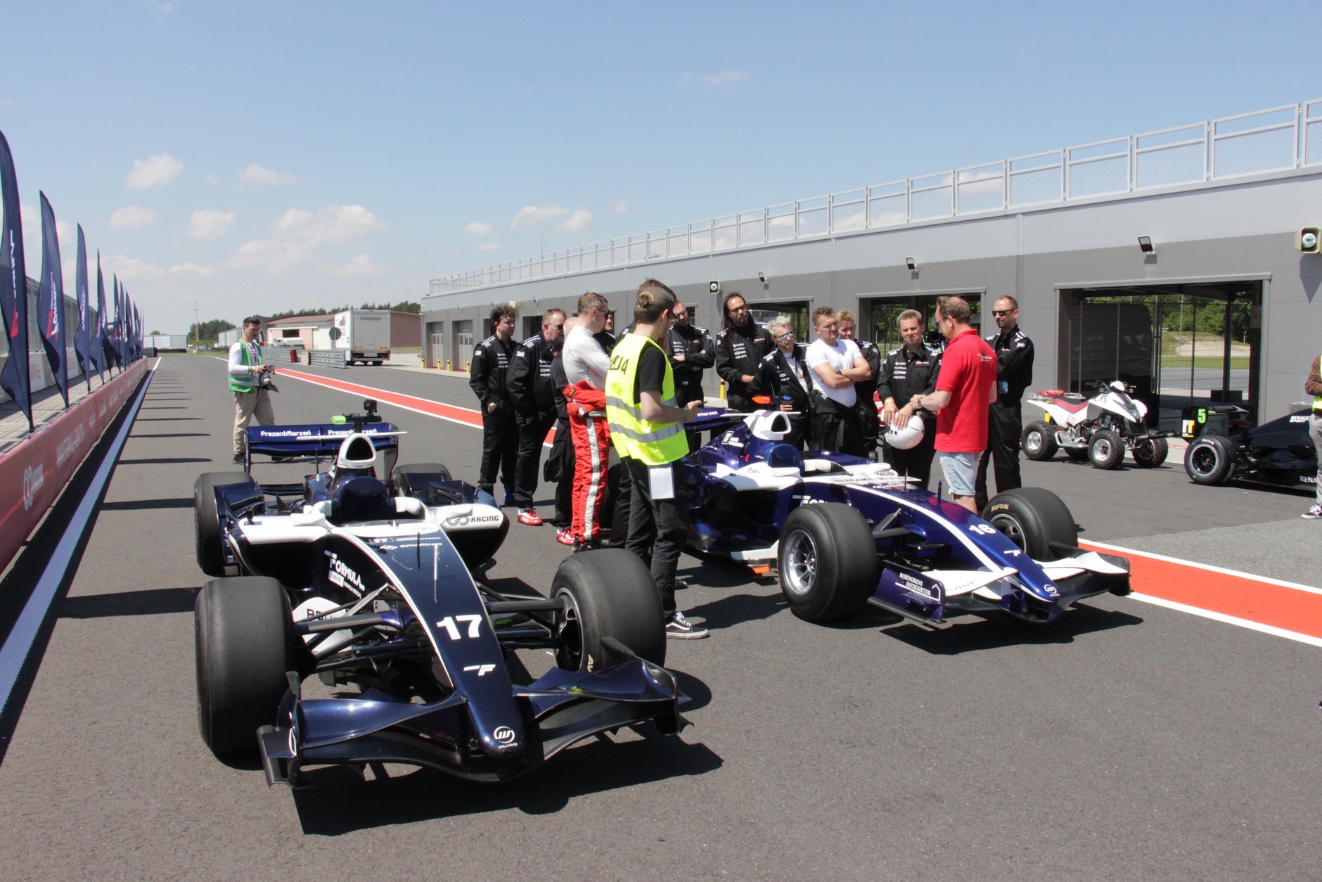 Formula Drive. Poprowadź bolid F1