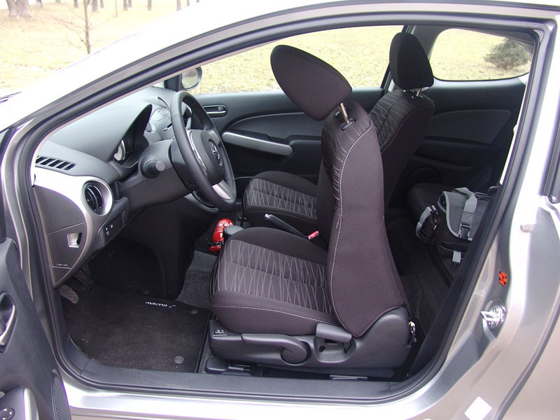 Mazda2