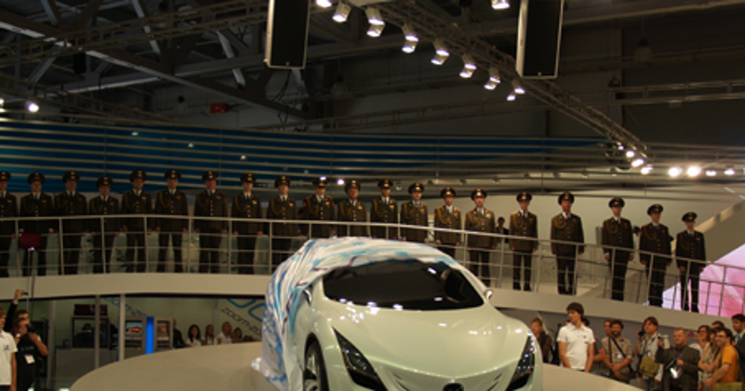 Światowa Moskwa - relacja z Moscow Motor Show 2008