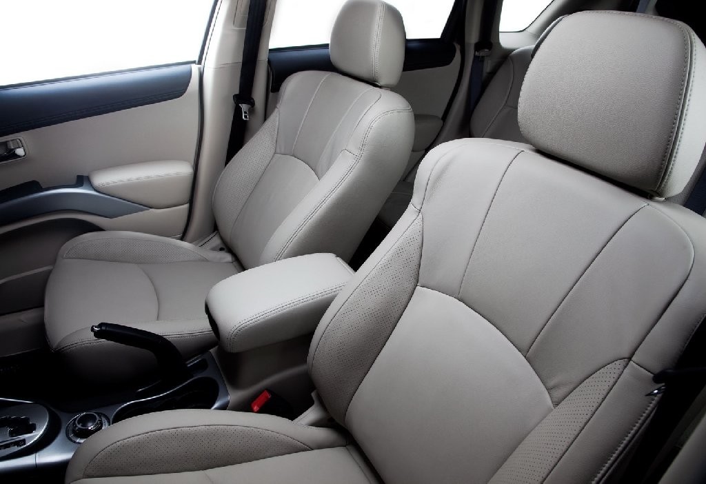 Mitsubishi Outlander - Kolejna generacja trafiła do salonów