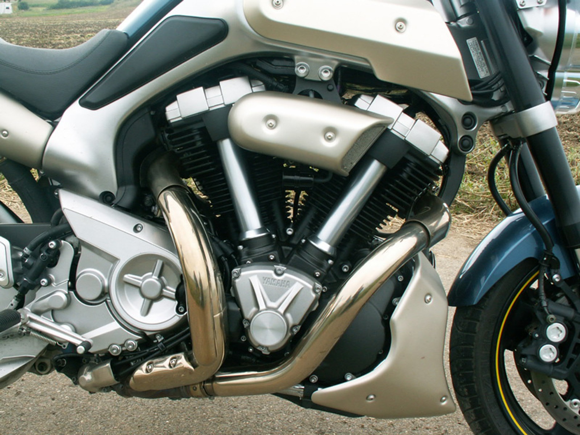 Yamaha MT-01: agresywny jednoślad (test)