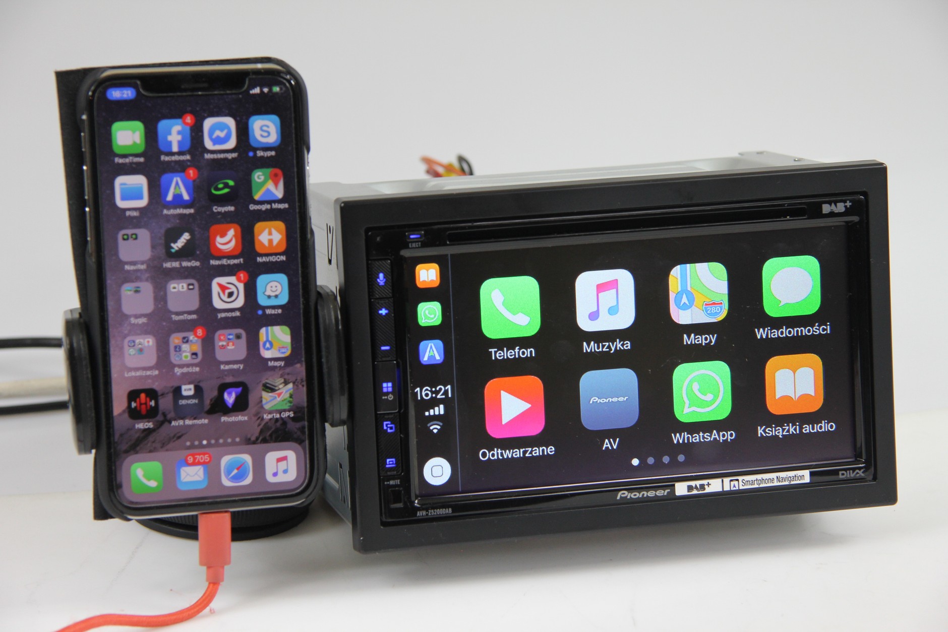 Test Pioneer AVH-Z5200DAB