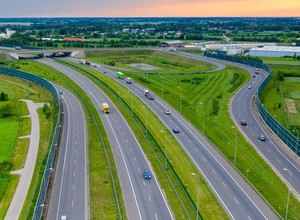 Autostrada A2 będzie poszerzana bez wstrzymywania ruchu. Trzy lub cztery pasy w każdym kierunku