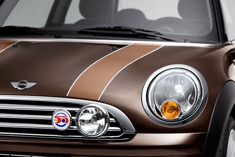 Mini 50 Mayfair i Mini 50 Camden: dwa specjalne modele na jubileusz