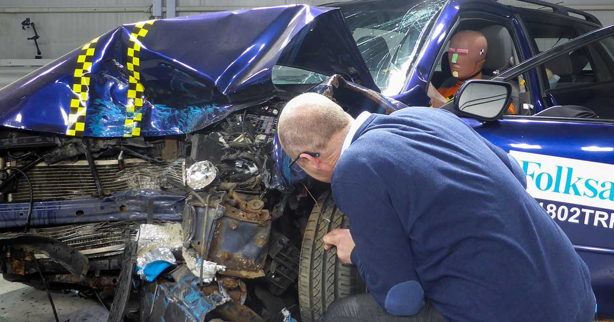 Jak rdza osłabia auto? Crashtest skorodowanego auta