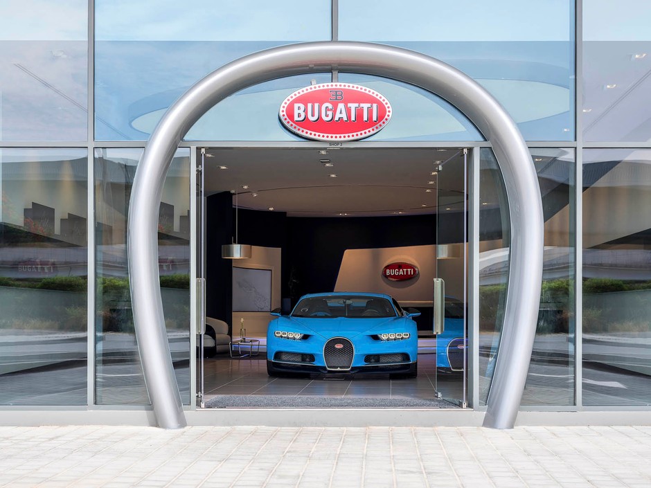 Salon Bugatti w Dubaju