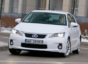 Lexus - używane prosto od dealera