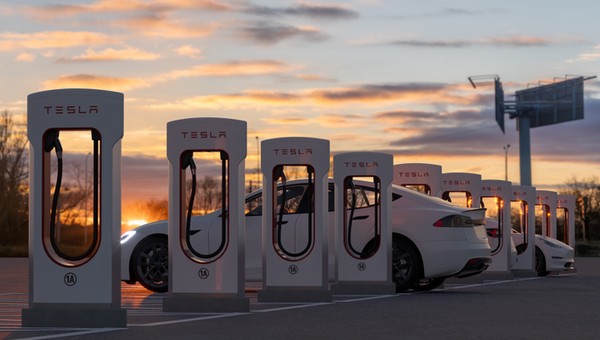Stacja Tesla Supercharger w Polsce