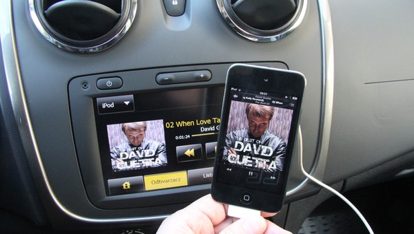 Dacia Sandero Media Nav: radio na hałas?