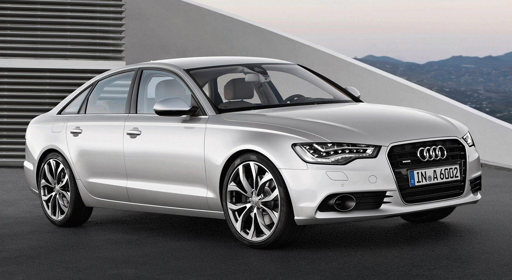 To zdjęcie nie trafiło tu przez pomyłkę, tak wygląda Audi A6 w wersji sprzed 13 lat. 
