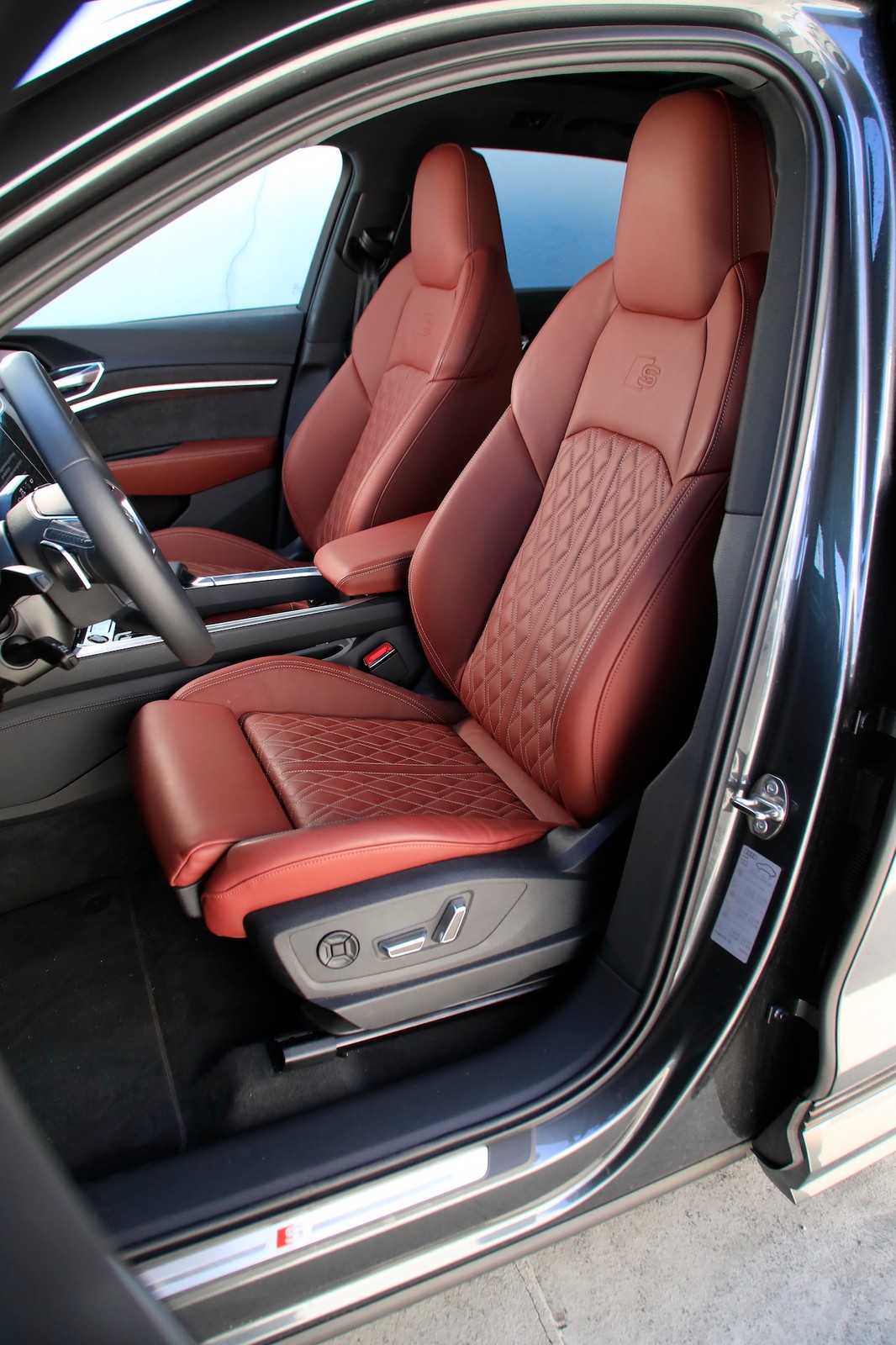 Audi e-tron S (2021)