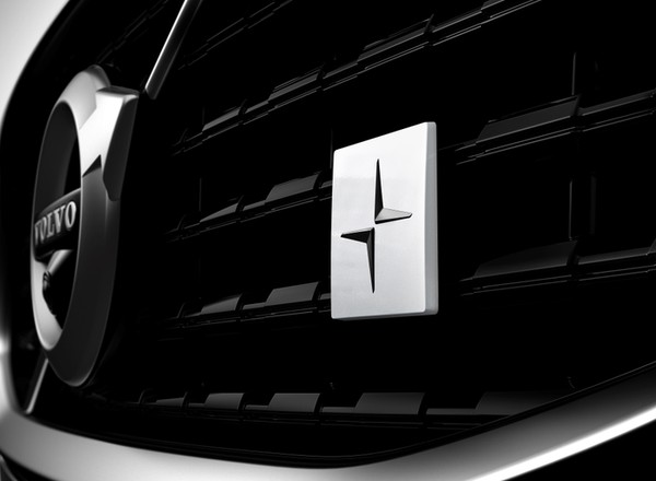 Volvo dodaje mocy: S60 T8 Polestar
