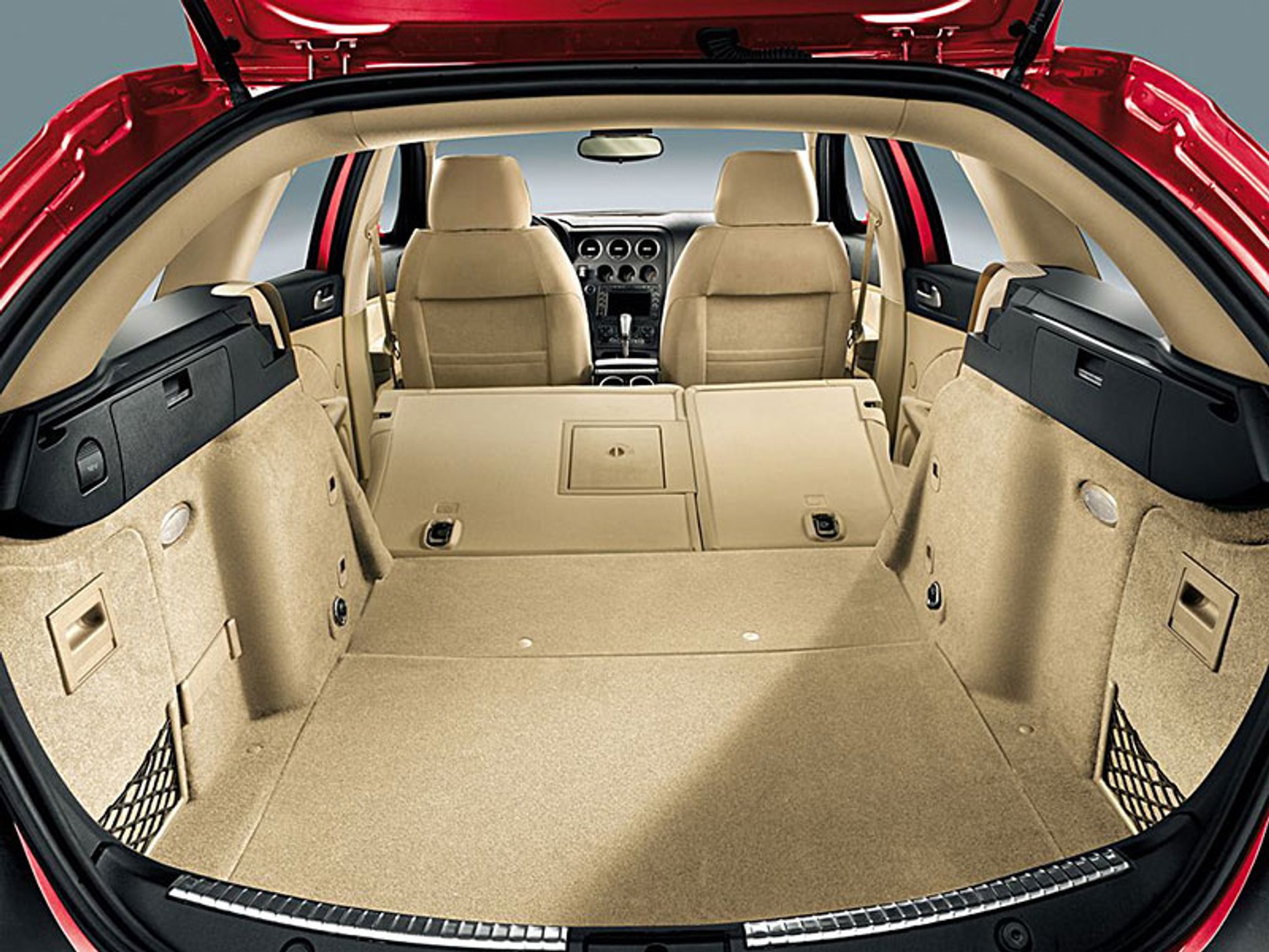 Genewa 2009: Alfa Romeo 159 z dwoma nowymi silnikami