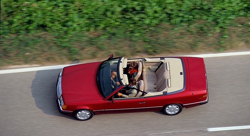 Mercedes W124 Cabrio – z pięknem trzeba obcować
