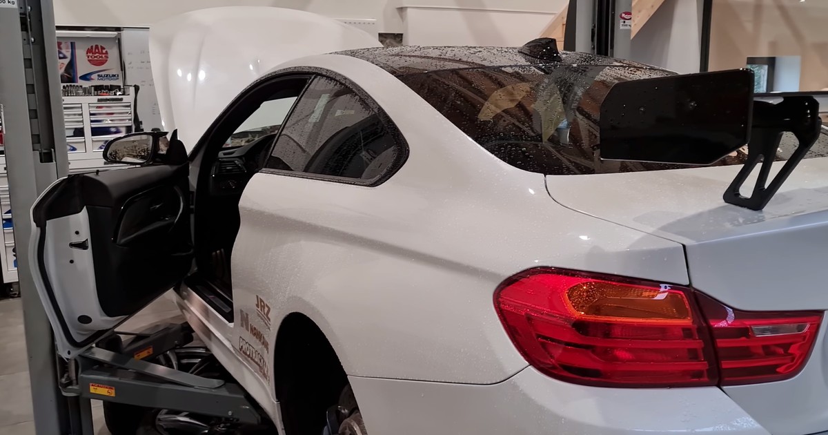 W jakim stanie było BMW M4 po przejażdżce Kubicy po Nürburgringu?