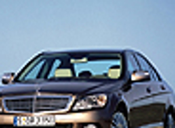 Mercedes klasy C - Dwie twarze nowej klasy C
