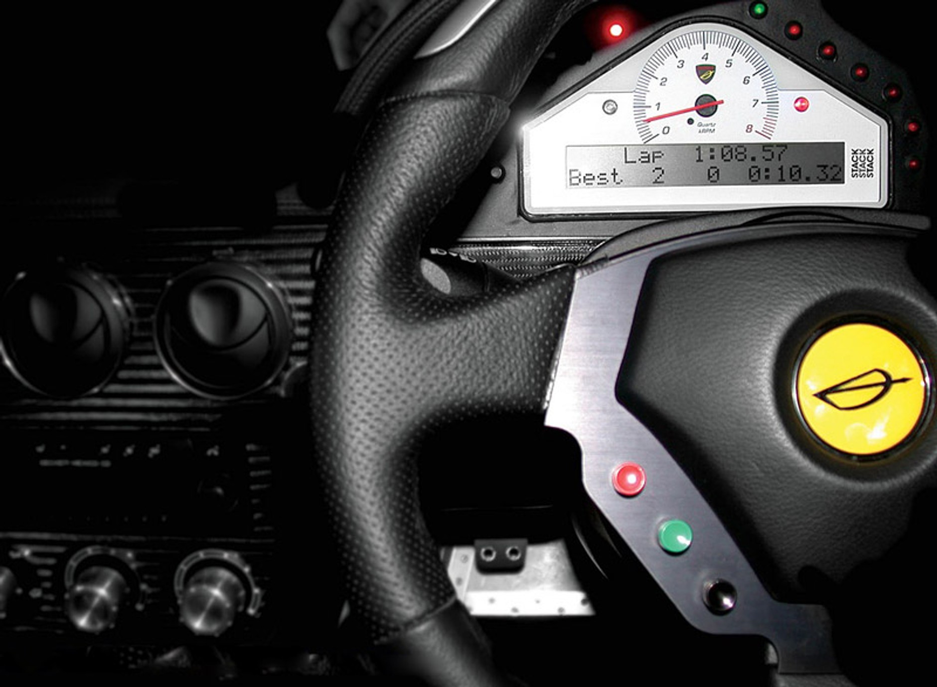 Roszada na Wyspach: Farboud zmienił nazwę na Farbio