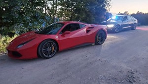 Białorusin w Ferrari myślał, że przepisy go nie dotyczą