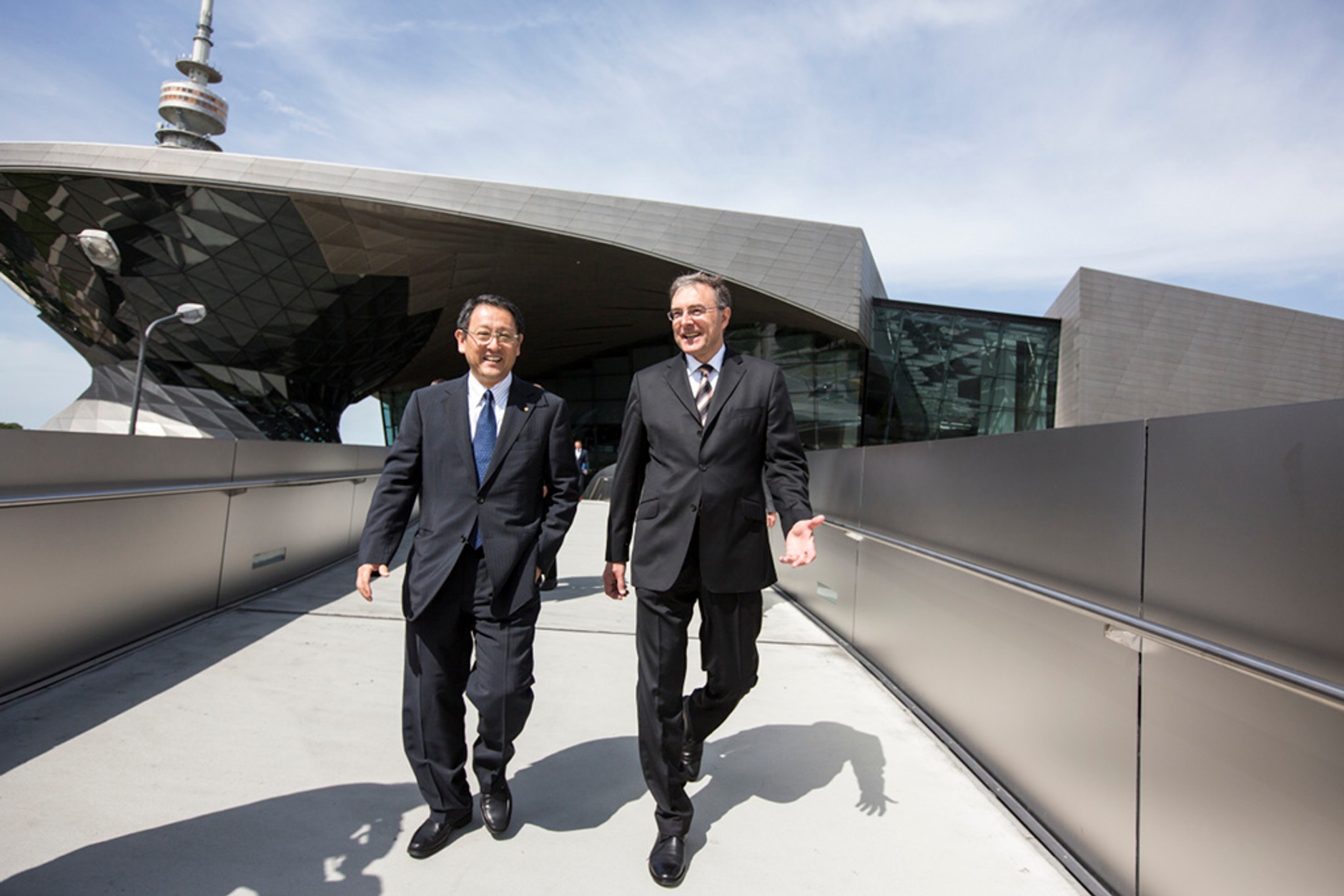 BMW i Toyota rozszerzają współpracę