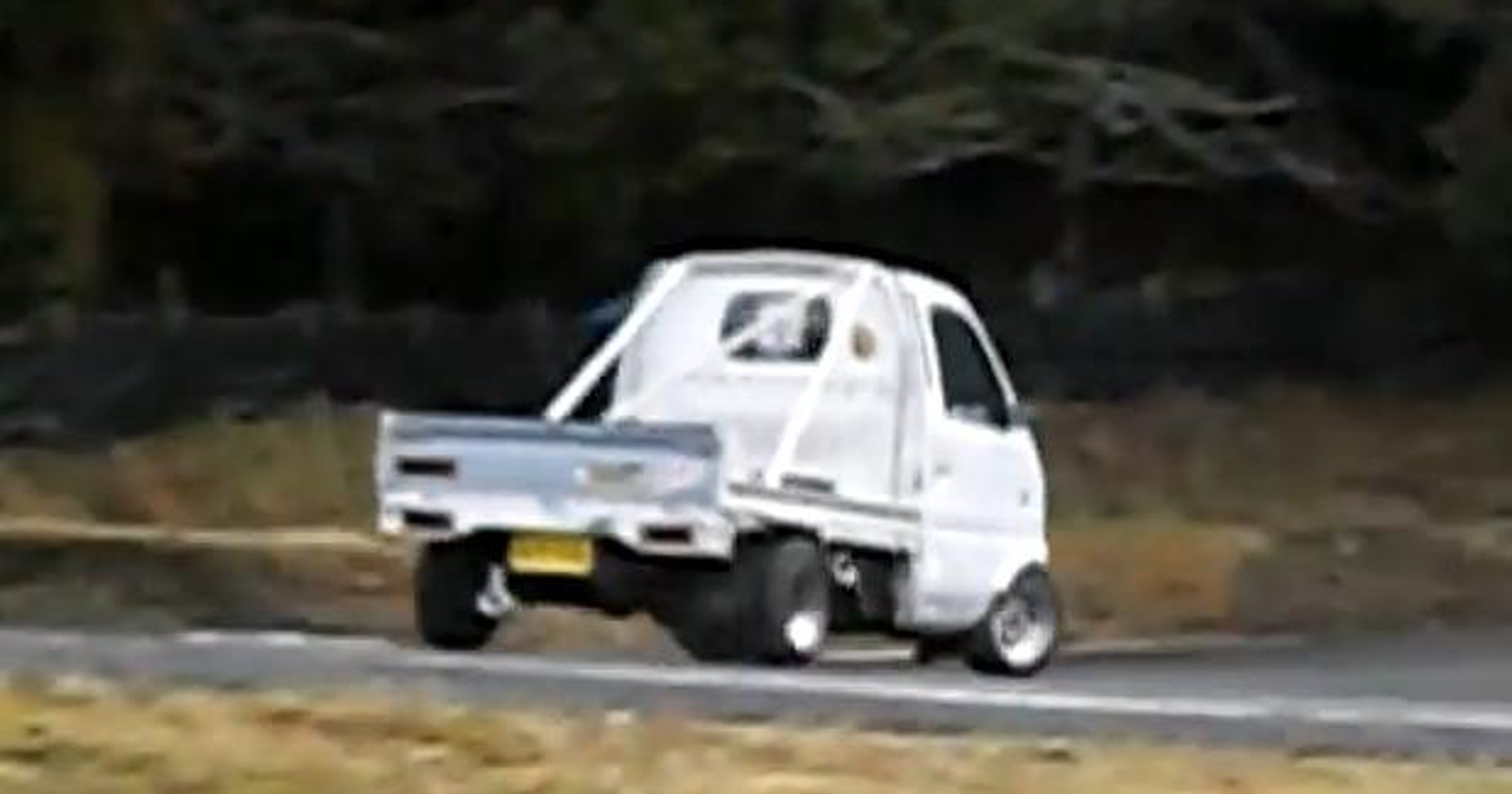 Driftować można nawet ciężaróweczką