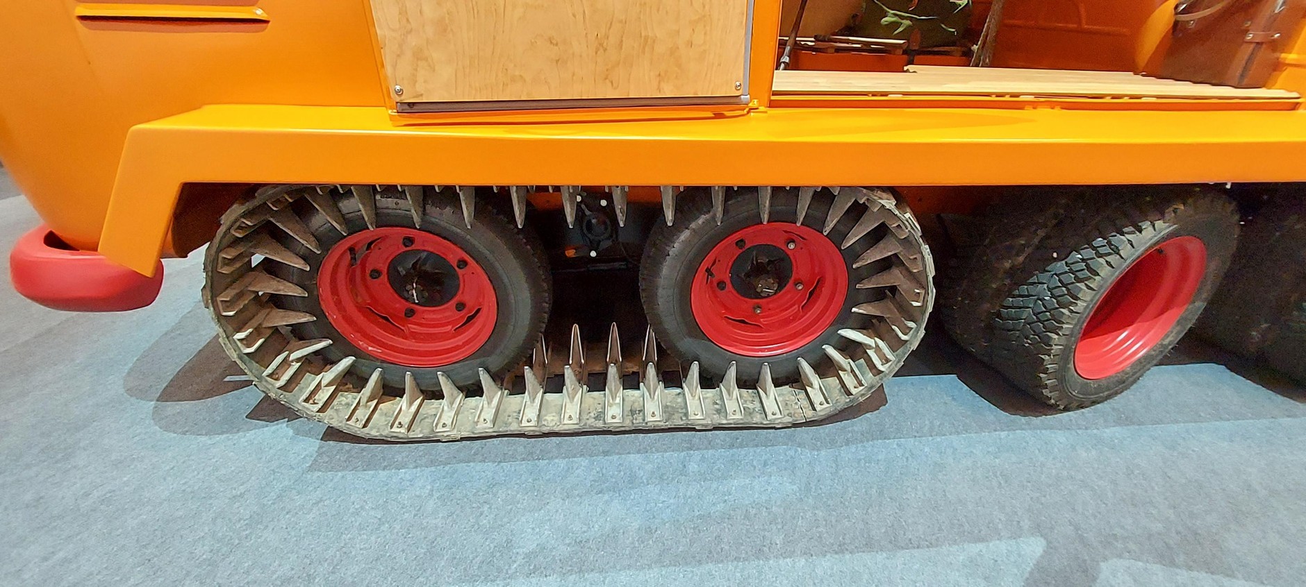 VW T1 na gąsienicach