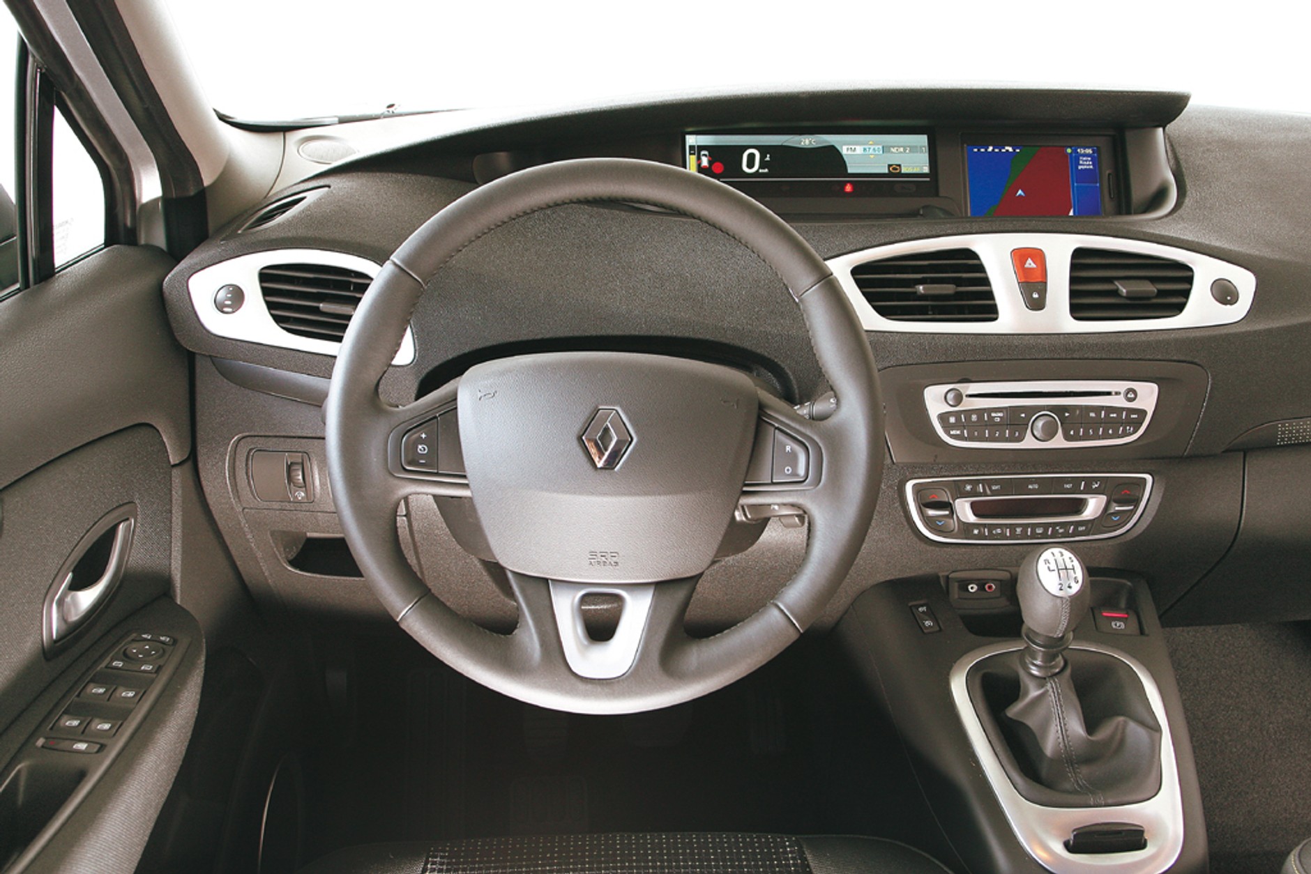 Minivany na każdą okazję - Renault Scenic kontra Ford C-Max i Mercedes Klasy B