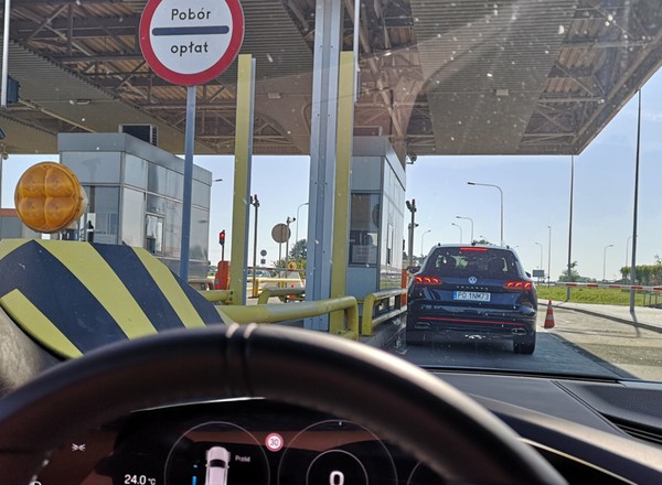 Jak będziemy płacić za państwowe autostrady? Aplikacja lub bilet zamiast bramek