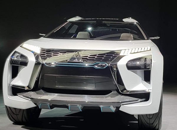 Mitsubishi E-Evolution Concept - odważny SUV na prąd
