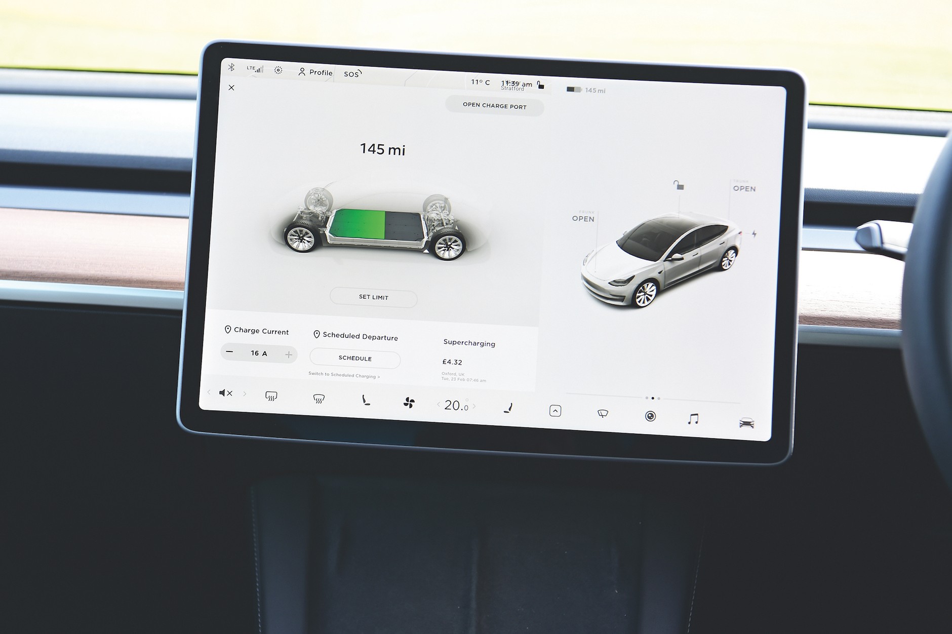 Ford Mustang Mach-E kontra Tesla Model 3