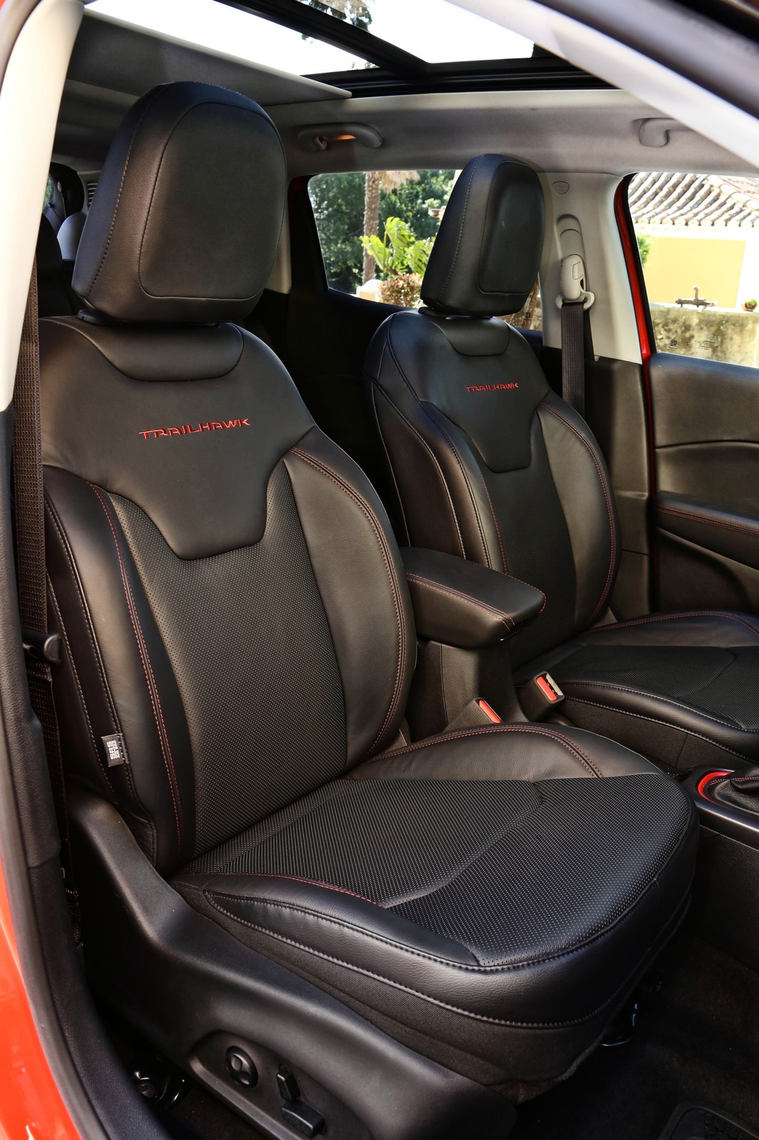 jeep compass trailhawk