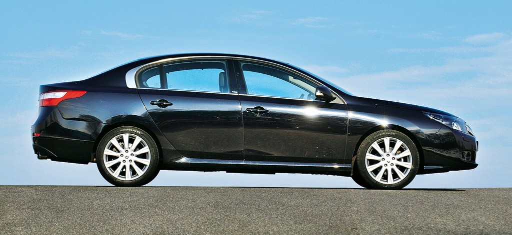 Citroen C5 kontra Renault Latitude i Skoda Superb: szukamy ekonomicznej limuzyny dla biznesmena