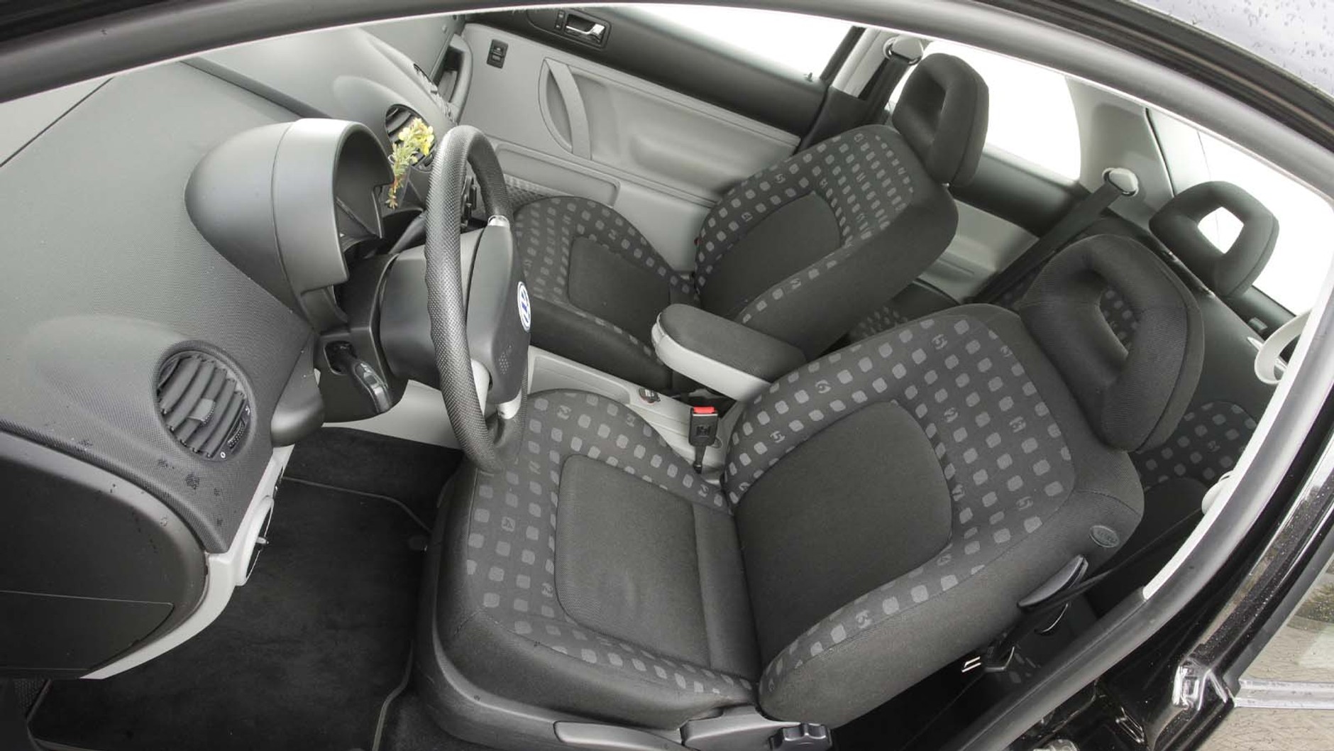 VW New Beetle (1997-2010) – tradycja i nowoczesność