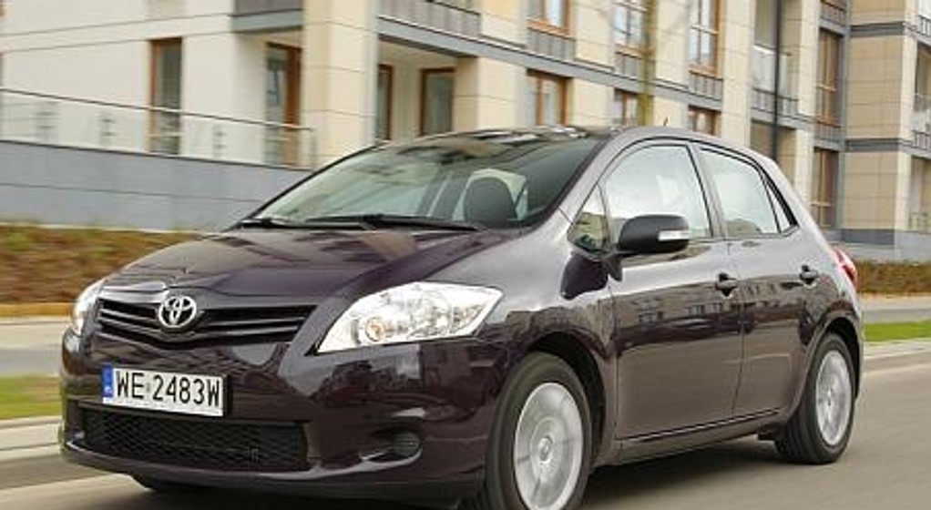 Toyota Auris 1.6 Terra: Korzystne zmiany