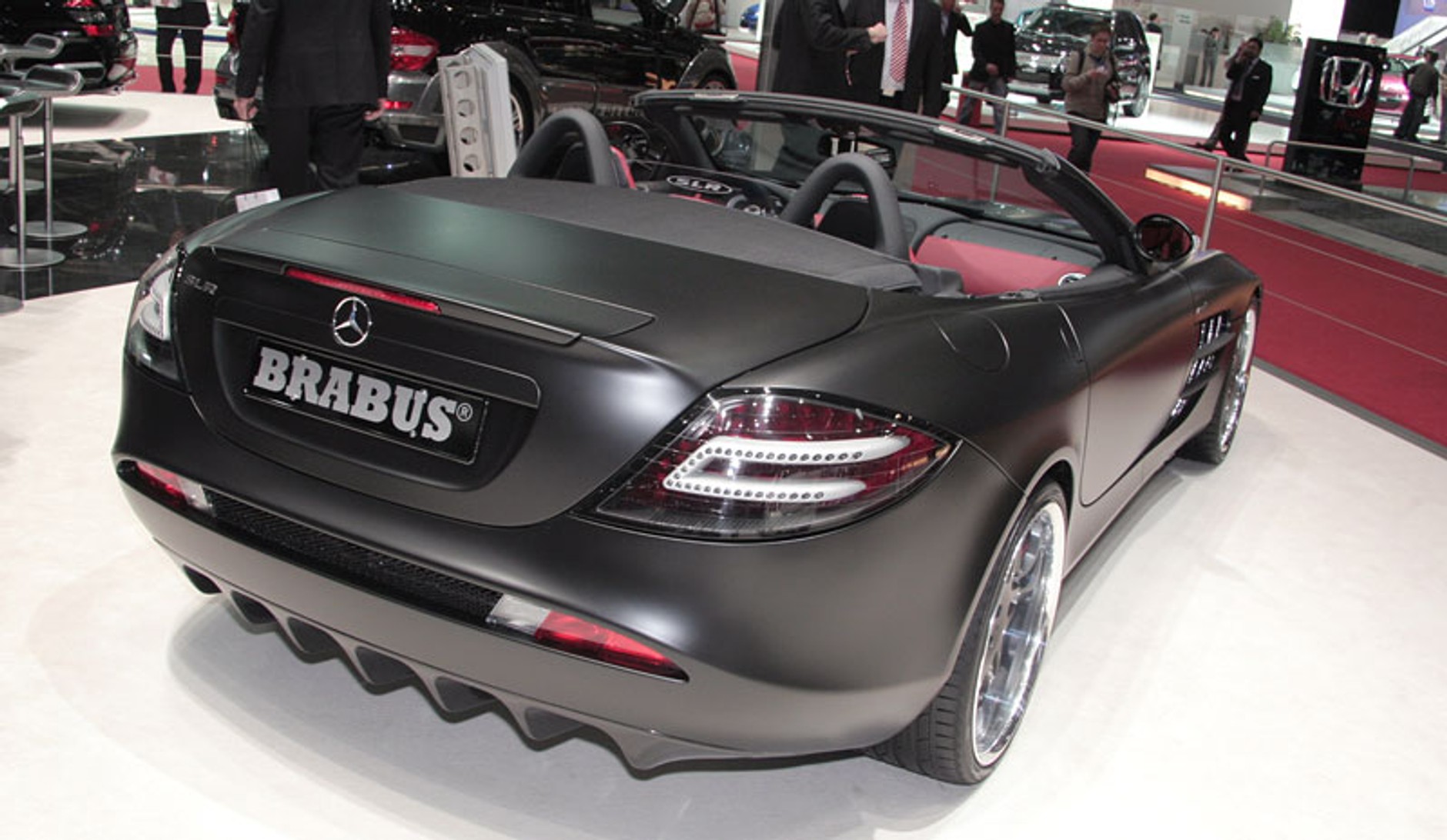 Genewa 2009: parada sportu i tuningu (fotogaleria)