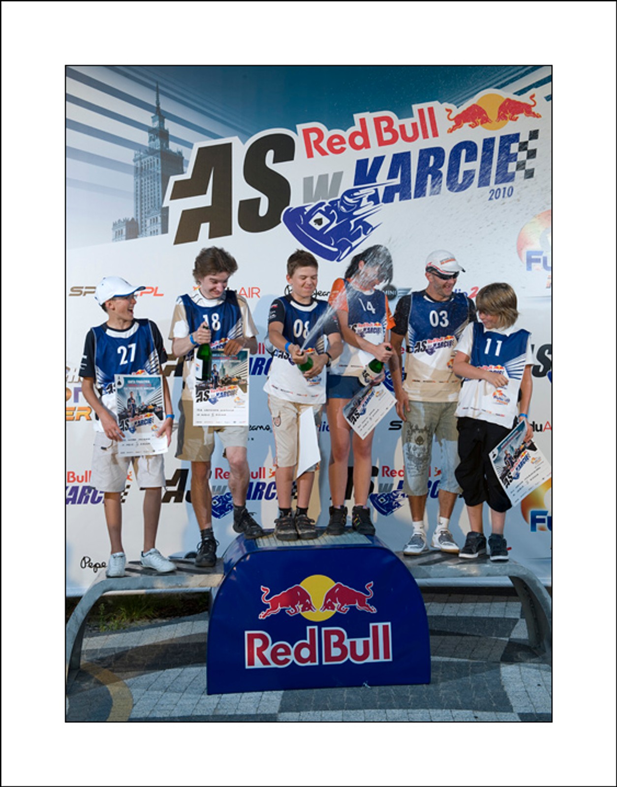 Red Bull As w Karcie: jedyna kobieta w finale