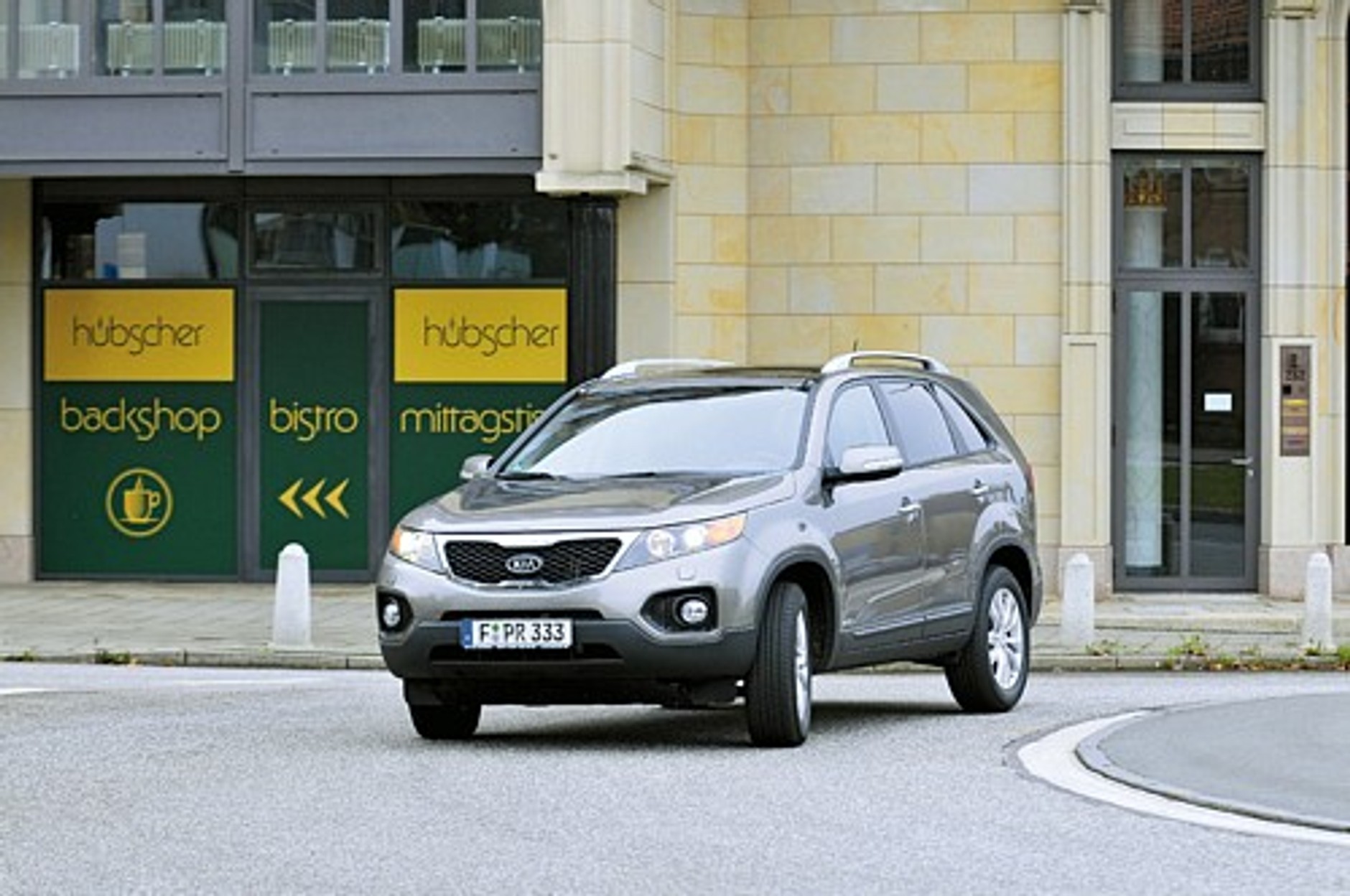 SUV-y  na wyższym poziomie: Mazda CX7 kontra Audi Q5 i Kia Sorento