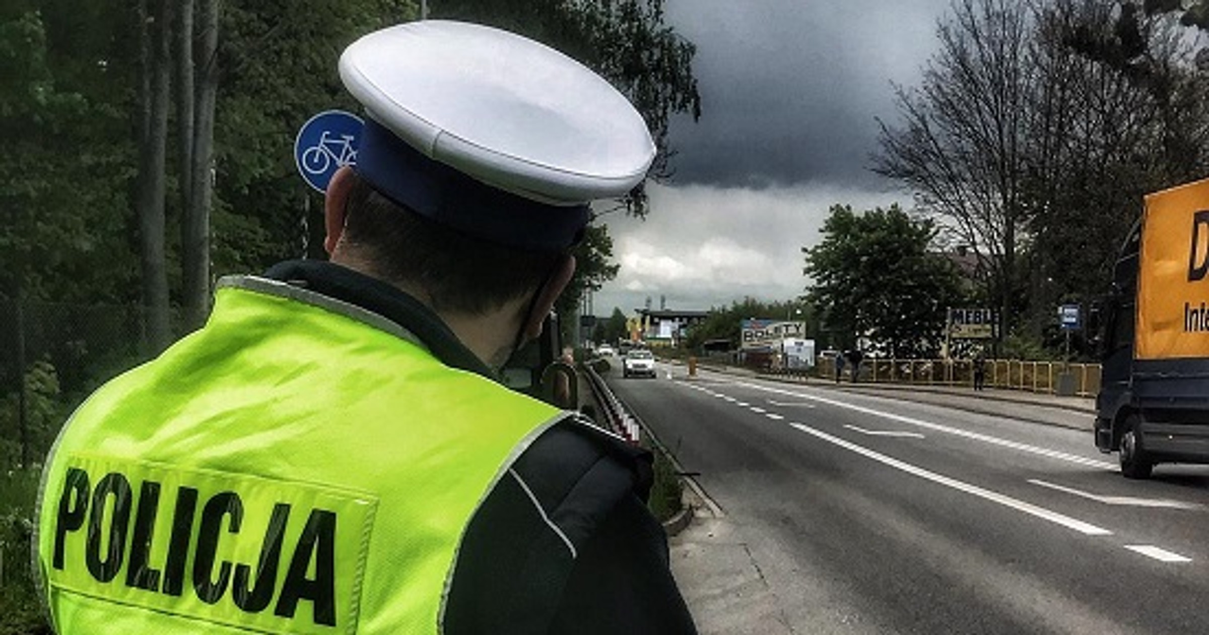 "Leciał" w mieście ponad "stówę". Policjanci się nie patyczkowali